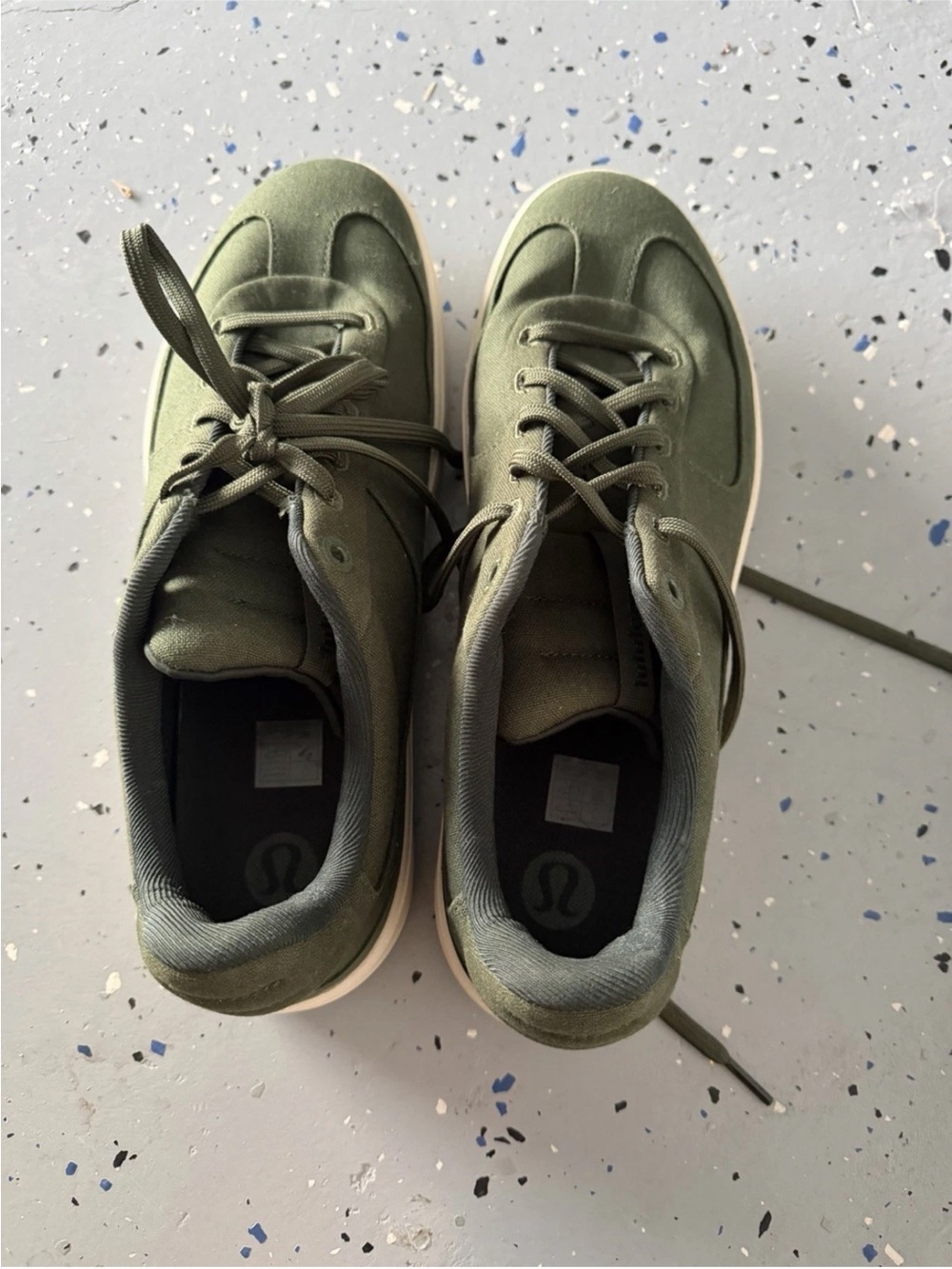 Lululemon cityverse sneakers STAINS